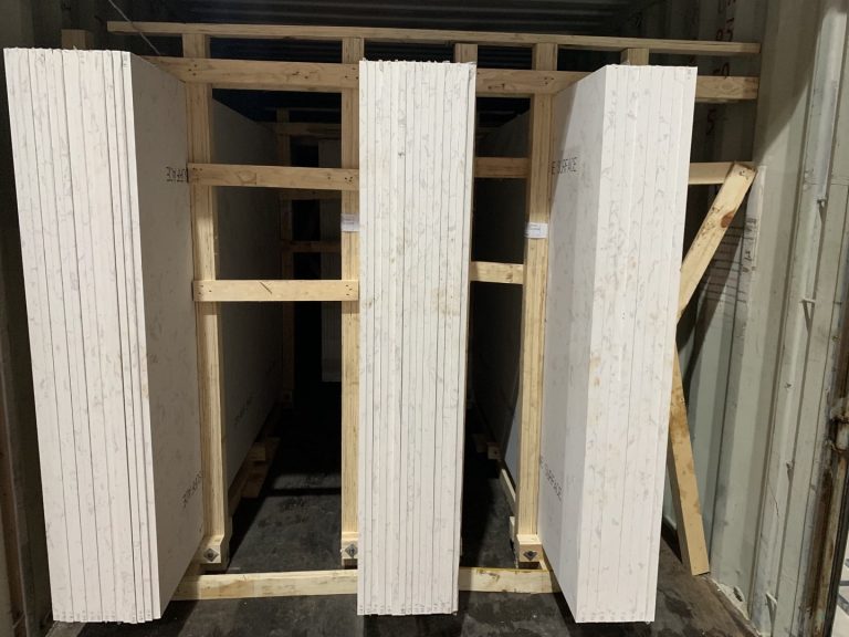 Quartz Slabs at the Rack