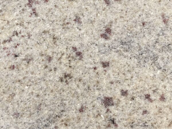 First-Class New Kashmir White Granite Stone Slabs and Countertops